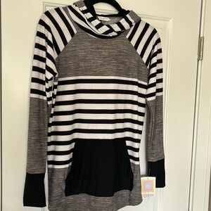 NWT LuLaRoe Amber Hoodie